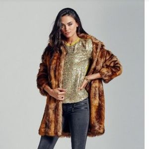 ❤Make An Offer❤GUES Faux Fur Coat🔥🔥